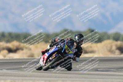 media/Nov-01-2025-CVMA (Sat) [[fc0f7531b8]]/Race 11-Amateur Supersport Open/
